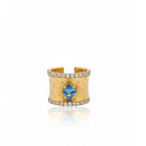 Wide Crystal Edge Statement Ring with Center Stone (Gold / Silver)